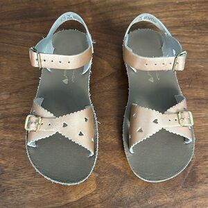 Salt Water Sandals Sweetheart Rose Gold size 13 EUC